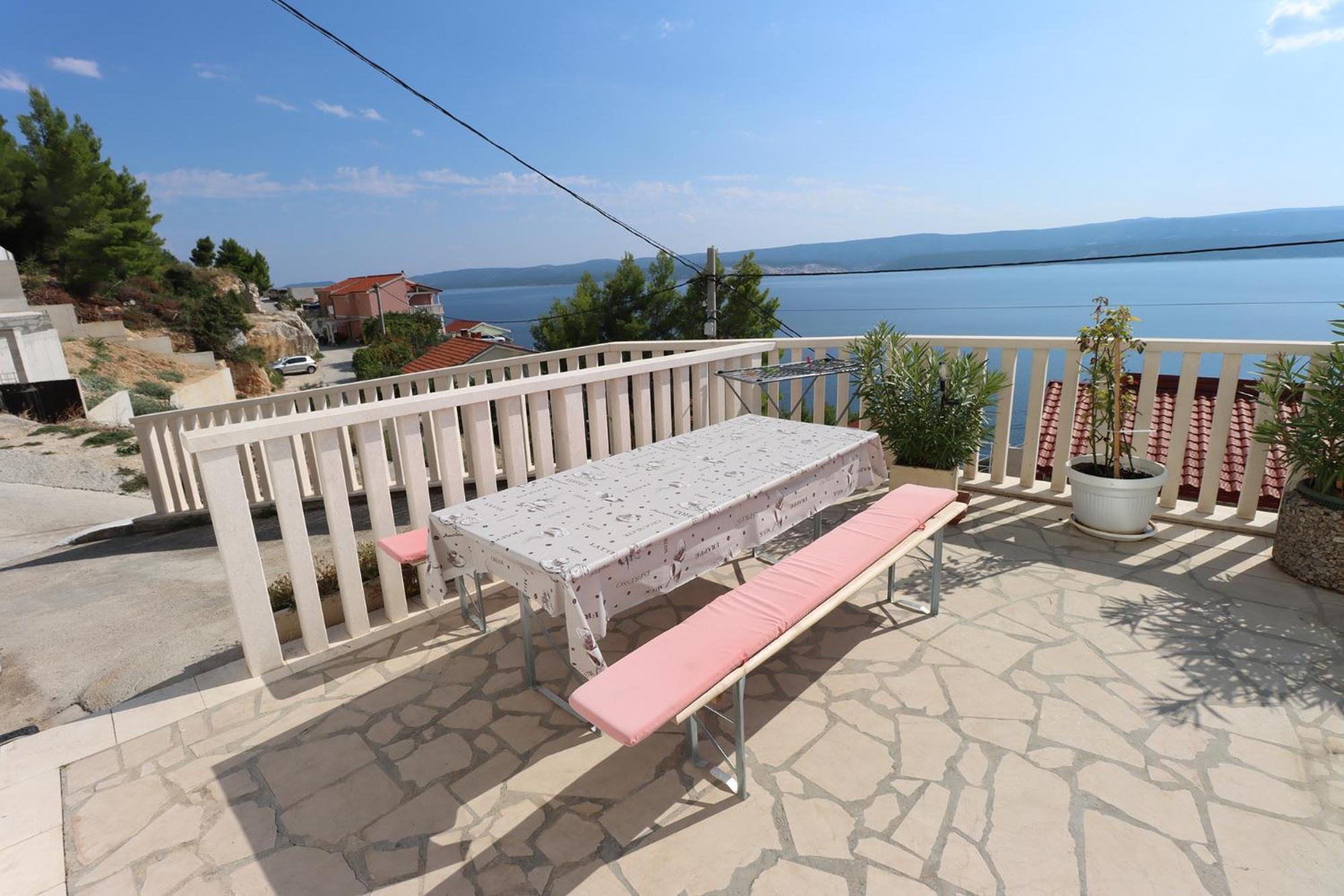 Apartmani Vesna Целина Екстериор снимка