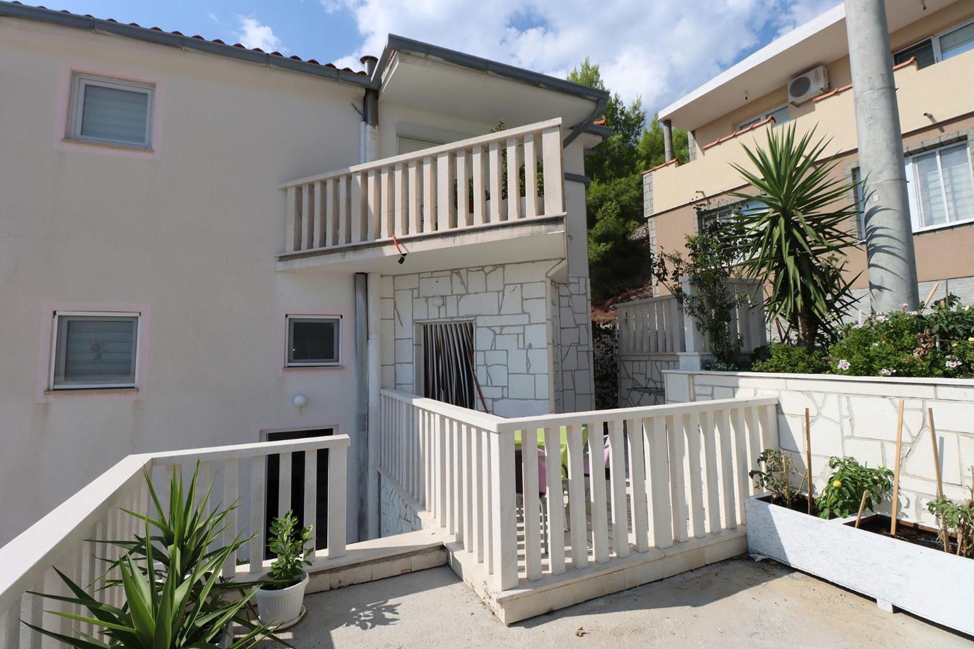 Apartmani Vesna Целина Екстериор снимка