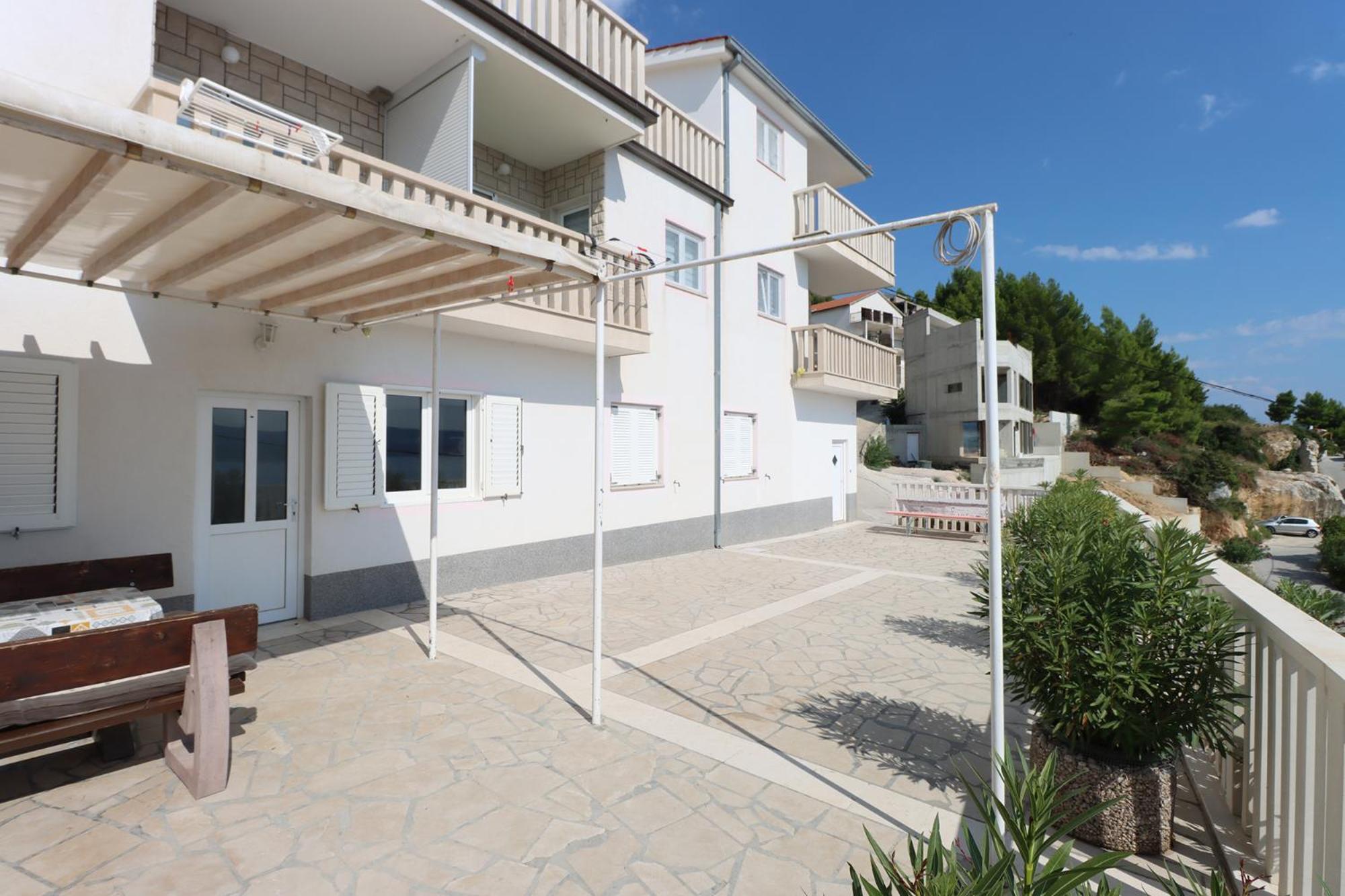 Apartmani Vesna Целина Екстериор снимка
