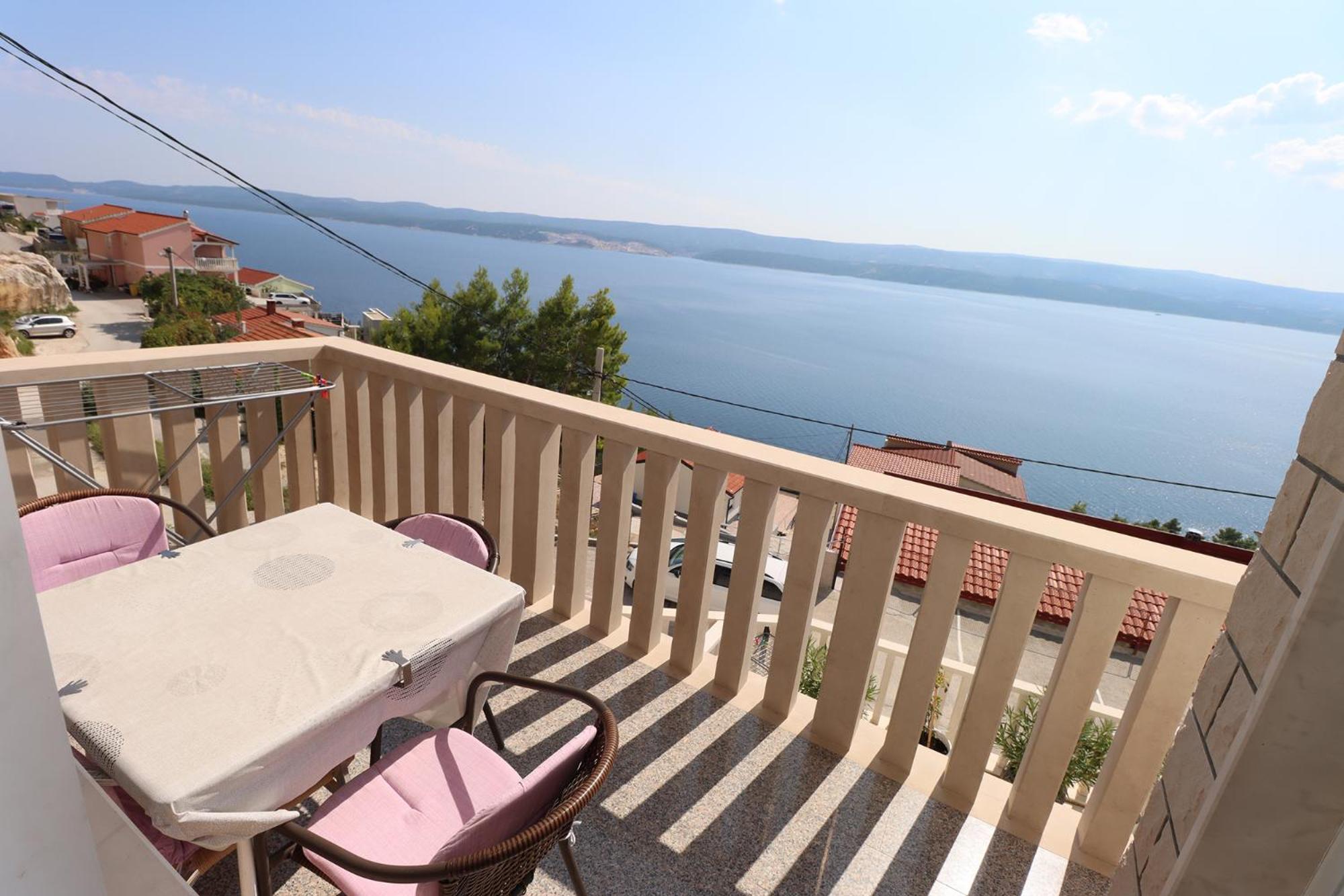 Apartmani Vesna Целина Екстериор снимка
