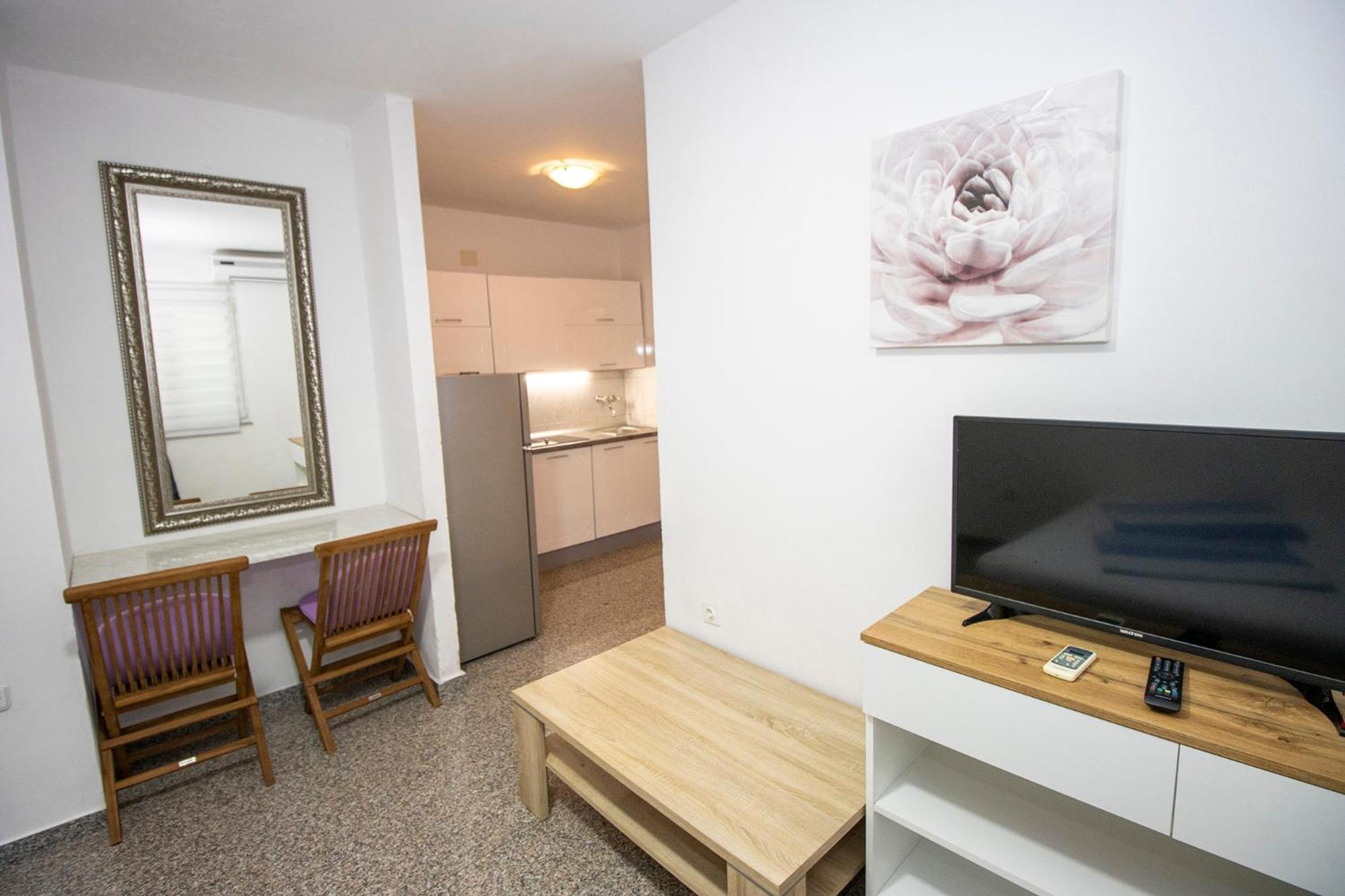 Apartmani Vesna Целина Екстериор снимка