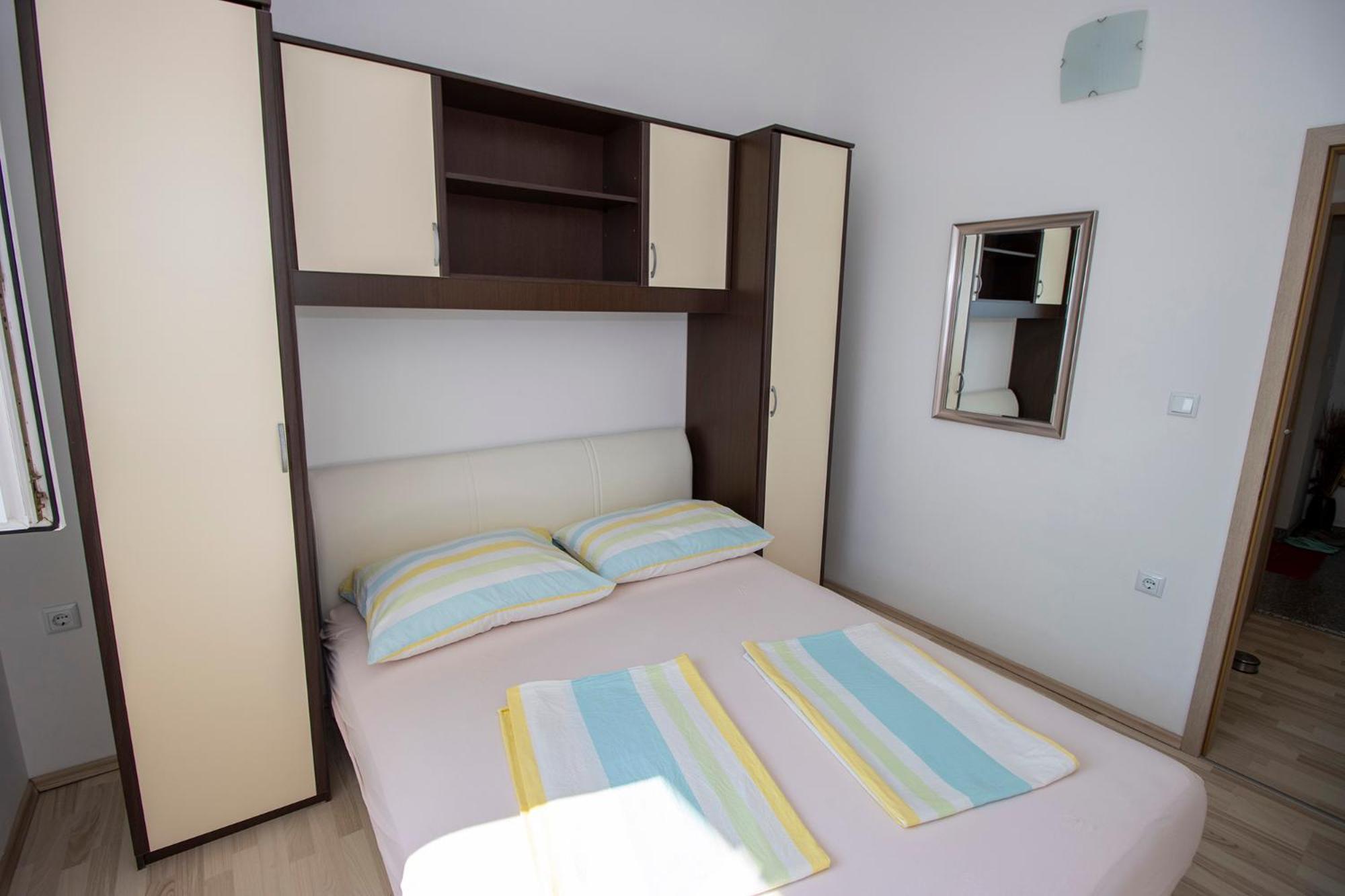 Apartmani Vesna Целина Екстериор снимка